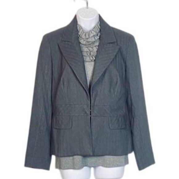 Bisou Bisou Womens Tailored Gray Blazer With Silver Pinstripes Size 12 Michele B - Picture 1 of 8